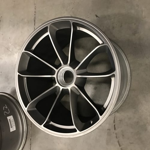 OEM Porsche GT3 RS Center Lock Wheels 911 991 - Image 11