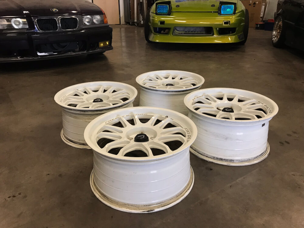 Cosmis Racing XT206R White 18x9 +33 Wheels - Image 12