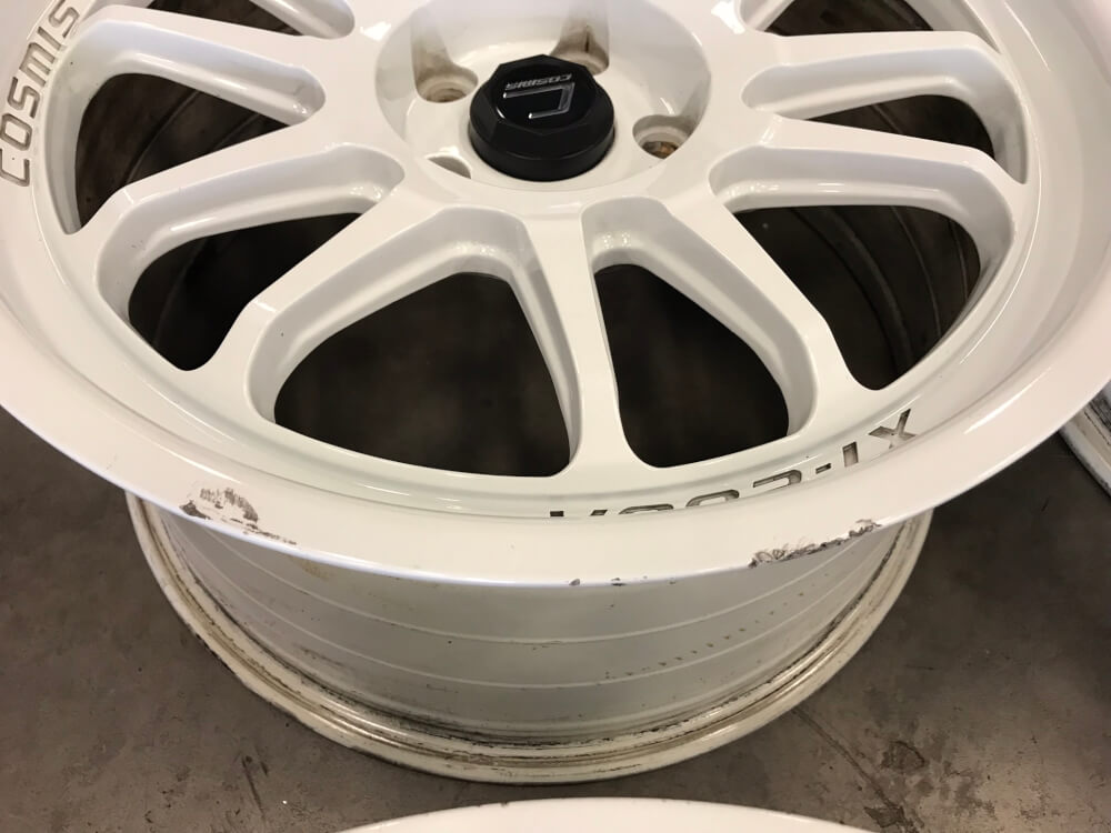 Cosmis Racing XT206R White 18x9 +33 Wheels - Image 7