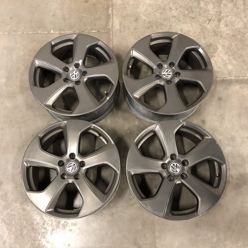 Volkswagen Golf GTI Gunmetal OEM wheels Austin Set