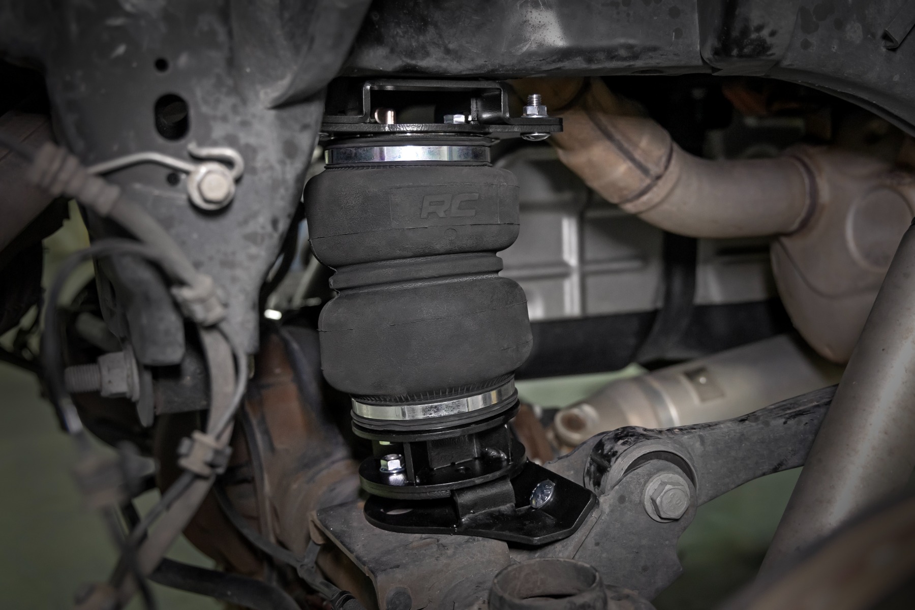 Air Spring Kit | 4 Inch Lift Kit | Ram 1500 4WD (2019-2024) - Image 3