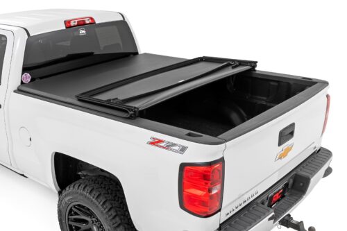 Soft Tri-Fold Bed Cover | 6'7" Bed | Chevy/GMC 1500 (14-18 & Classic) - Image 2