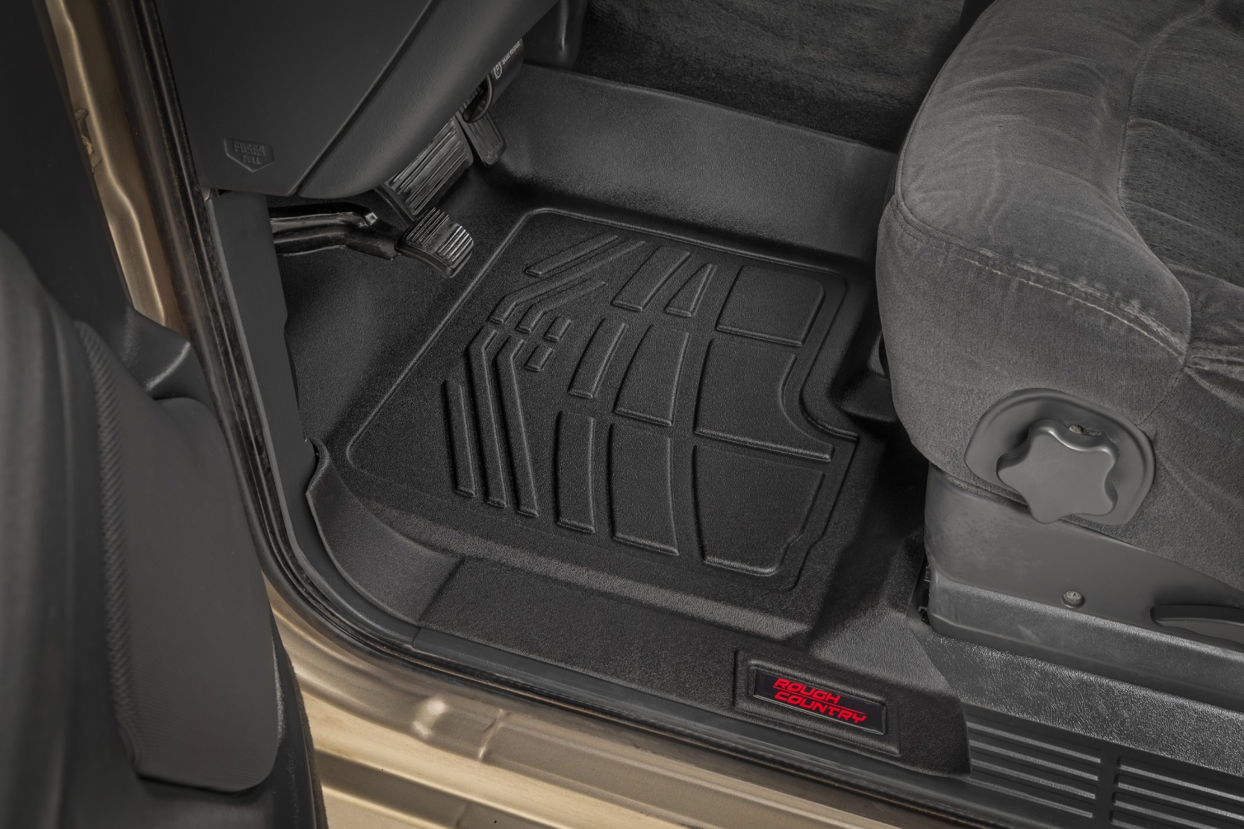 Sure-Fit Floor Mats | FR & RR | Chevy/GMC 1500 (99-06 & Classic) - Image 2
