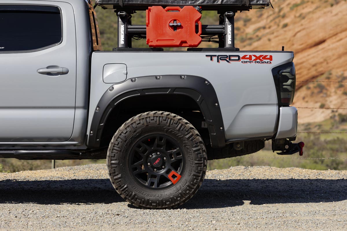 Fender Flares | Defender | 8T6 Voodoo Blue | Toyota Tacoma (16-23) - Image 4
