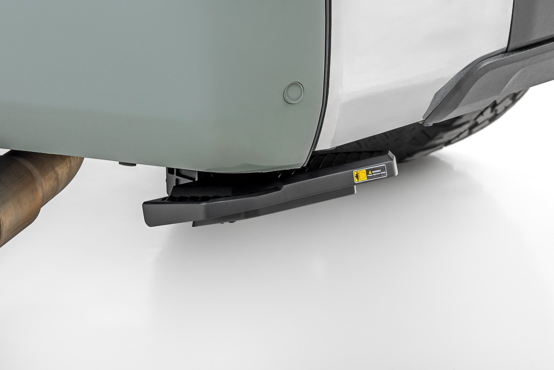 Retractable Bed Step | Manual Pull | Toyota Tundra 2WD/4WD (2022-2025) - Image 4