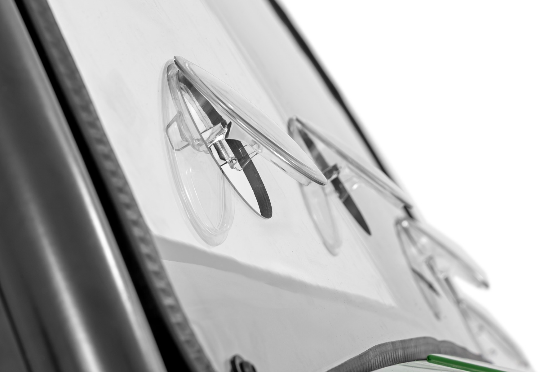 Vented Full Windshield | Scratch Resistant | John Deere Gator XUV 835E - Image 3