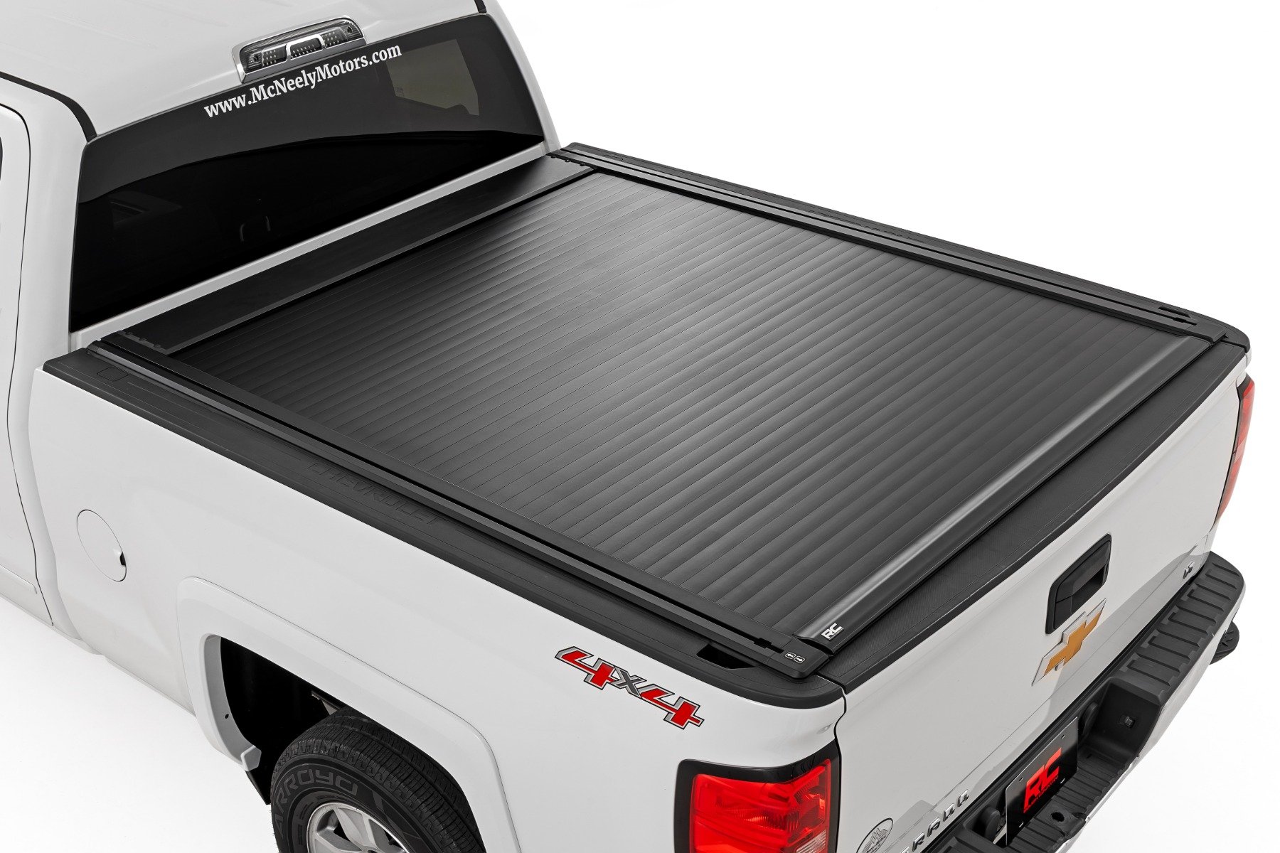 Powered Bed Cover | 6'7" Bed | Chevy/GMC 1500/2500HD/3500HD (14-19 & Classic)